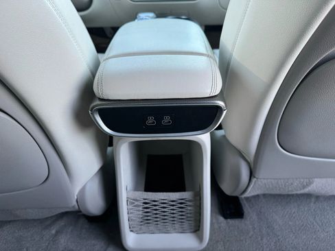 Used 2023 Genesis GV60 Advanced w/ Security Package image 25