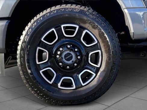 Used 2026 Ford F250 Platinum AWD/4WD image 10