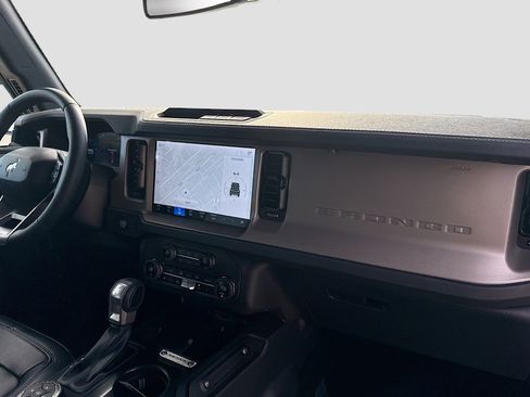 Used 2025 Ford Bronco Outer Banks image 33