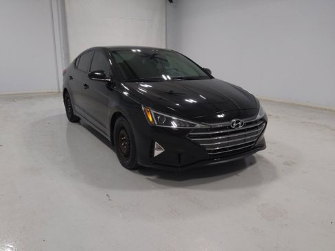 Used 2020 Hyundai Elantra SEL FWD image 13