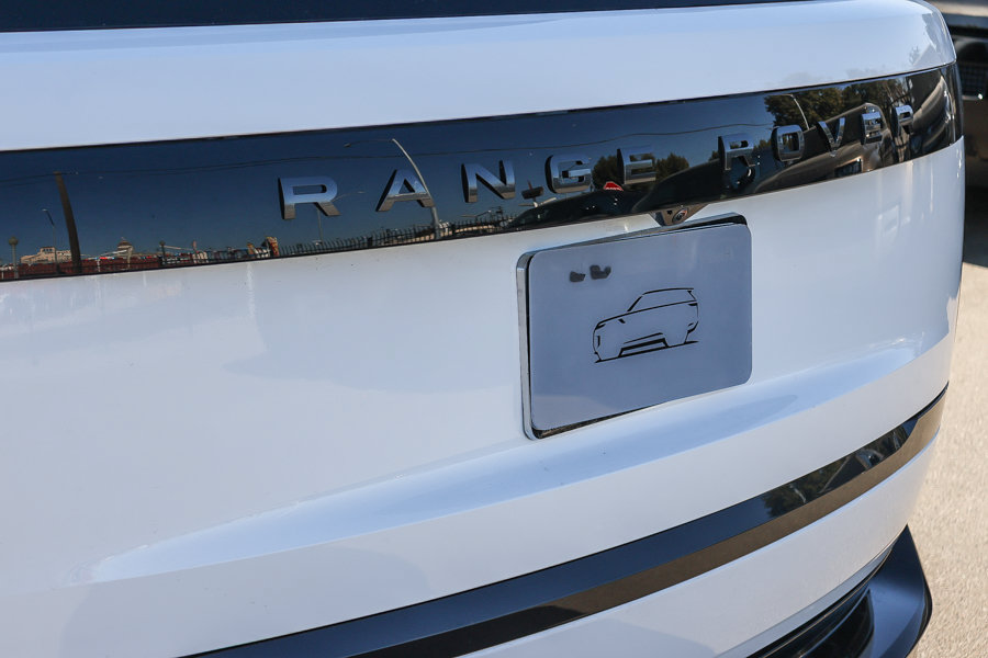 New 2026 Land Rover Range Rover SE AWD/4WD image 11