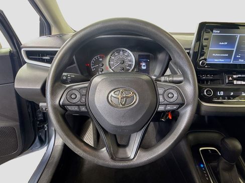 Used 2022 Toyota Corolla LE FWD image 13