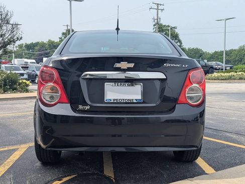 Used 2013 Chevrolet Sonic LT FWD image 4