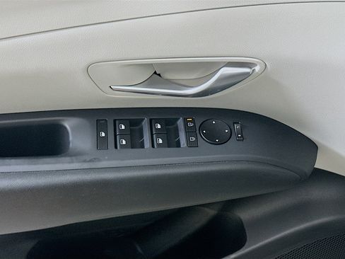 Used 2025 Hyundai Tucson SEL FWD image 15