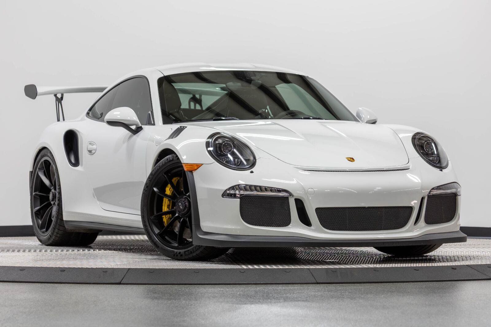 Used 2016 Porsche 911 GT3 RS RWD image 1