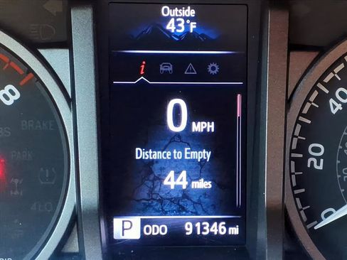 Used 2020 Toyota Tacoma TRD Sport image 24