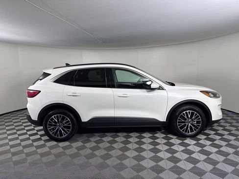 Used 2022 Ford Escape SEL w/ Technology Package image 6