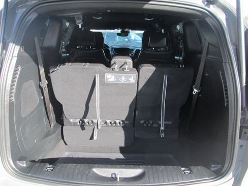 Used 2021 Chrysler Pacifica Touring-L w/ Uconnect Theater Family Group image 12