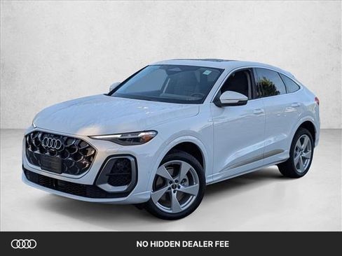 Certified 2025 Audi Q5 Premium Plus w/ Premium Plus AWD/4WD image 1