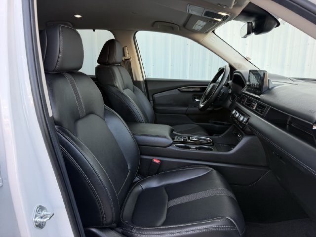 Used 2025 Honda Pilot EX-L image 27