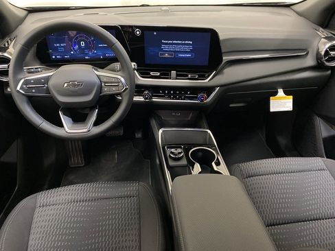 New 2026 Chevrolet Equinox LT w/ Midnight Edition AWD/4WD image 23