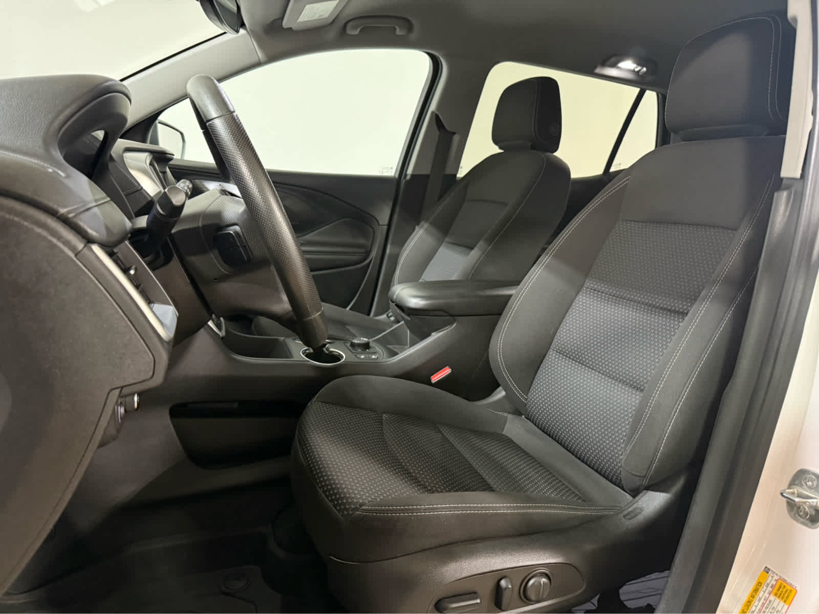 Used 2022 GMC Terrain SLE w/ Driver Convenience Package AWD/4WD image 12