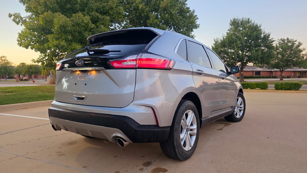 Used 2020 Ford Edge SEL FWD image 12