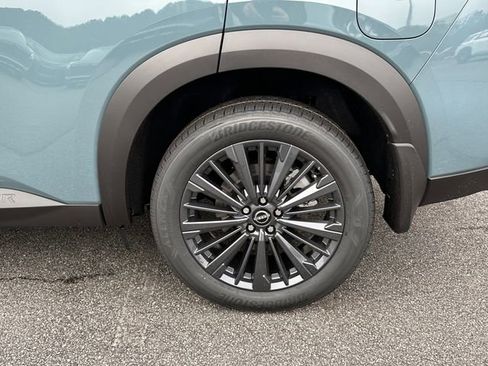 New 2026 Nissan Pathfinder SL AWD/4WD image 15