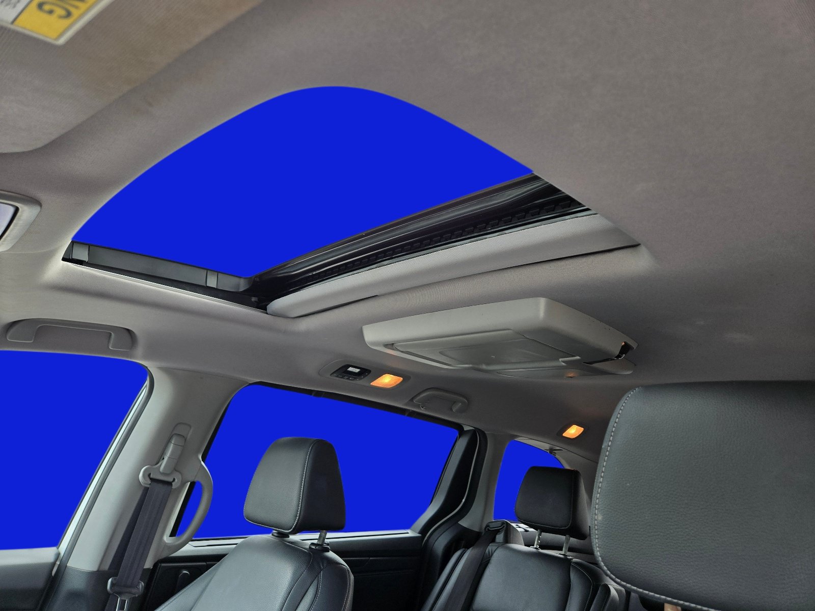 Used 2023 Honda Odyssey Touring image 17