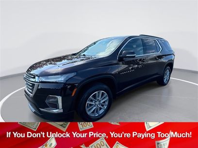 Used 2022 Chevrolet Traverse LT