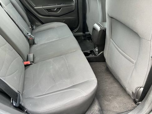 Used 2018 Ford Fiesta SE image 11