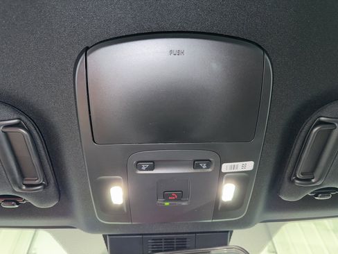 New 2026 Toyota Camry SE image 25