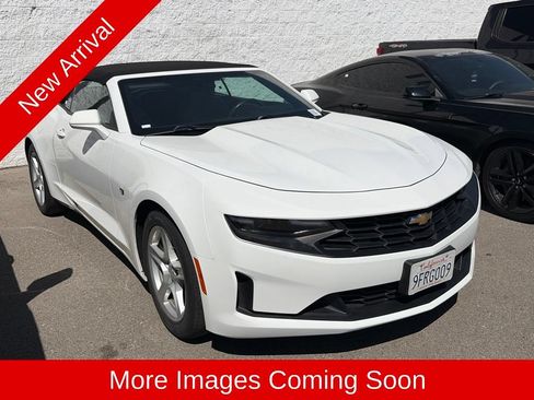 Used 2020 Chevrolet Camaro LT RWD image 1