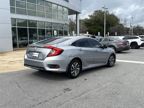Used 2016 Honda Civic EX image 8
