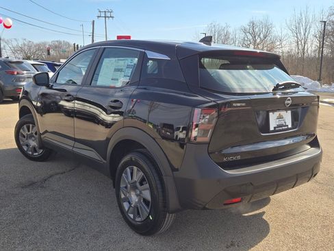 New 2026 Nissan Kicks S image 14