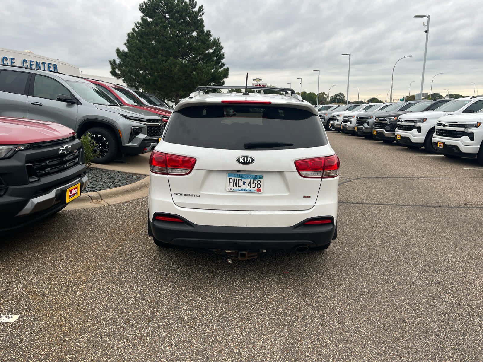 Used 2017 Kia Sorento AWD image 4
