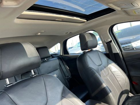 Used 2017 Ford Focus Titanium FWD image 15