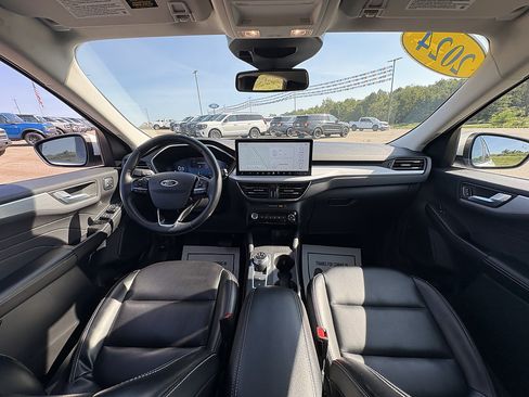 Used 2024 Ford Escape Platinum AWD/4WD image 22