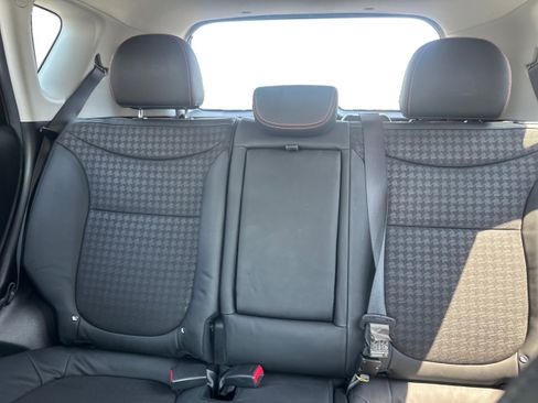 Used 2017 Kia Soul ! w/ Tech Package FWD image 13