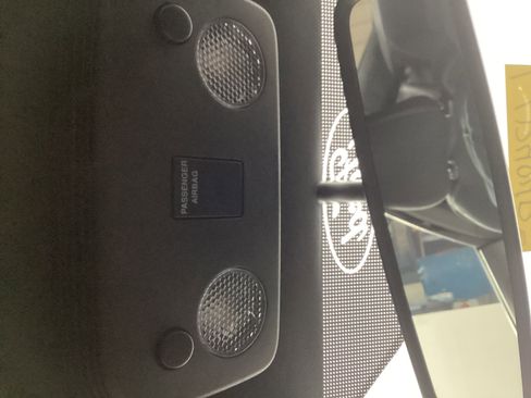 Used 2015 Ford Mustang Coupe image 24