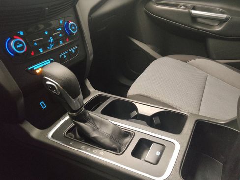 Used 2018 Ford Escape SE w/ Ford Safe & Smart Package FWD image 26