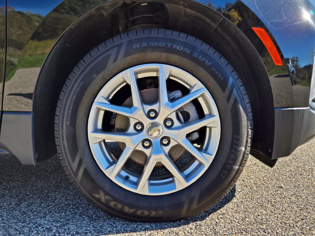 Used 2023 Chevrolet Equinox LT AWD/4WD image 10
