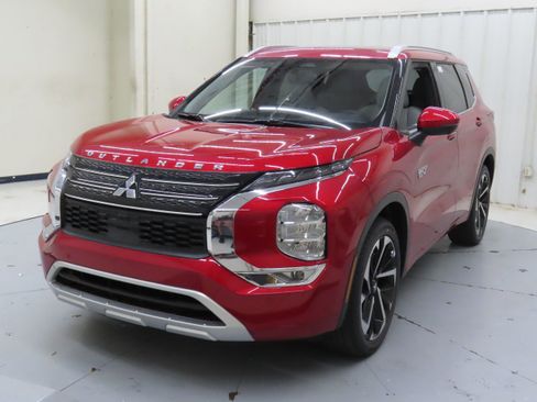 New 2025 Mitsubishi Outlander SEL AWD/4WD image 7
