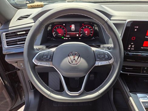 New 2026 Volkswagen Atlas Cross Sport SEL AWD/4WD image 11