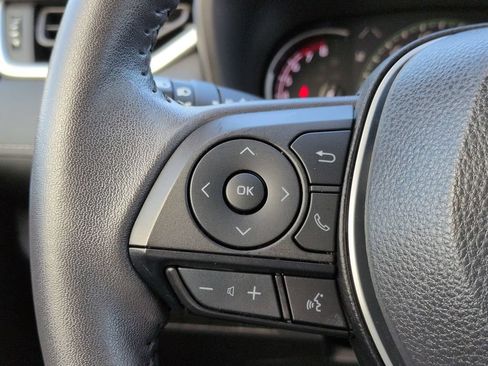 Used 2024 Toyota RAV4 XLE Premium FWD image 24