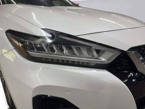 Used 2019 Nissan Maxima Platinum w/ Illumination Package FWD image 13