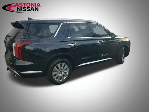 Used 2024 Hyundai Palisade SEL image 11