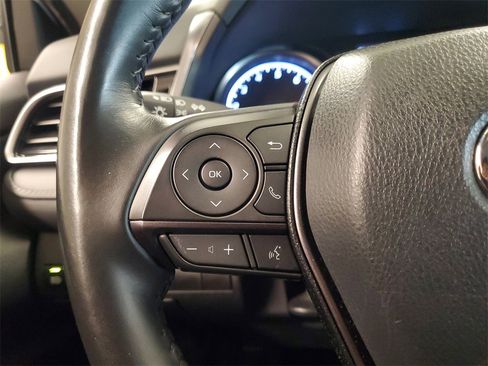 Used 2024 Toyota Camry SE image 22