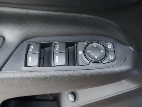 Used 2019 Chevrolet Equinox LT image 29