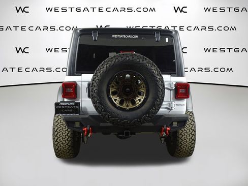 Used 2024 Jeep Wrangler Unlimited Rubicon image 7