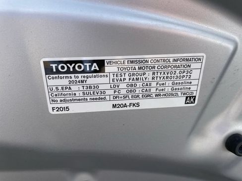 Used 2024 Toyota Corolla LE FWD image 27
