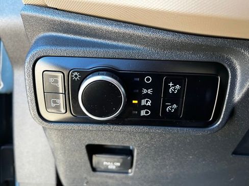 Used 2023 Ford Bronco Wildtrak image 25