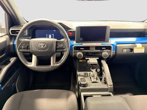 Certified 2025 Toyota 4Runner TRD Off-Road AWD/4WD image 19