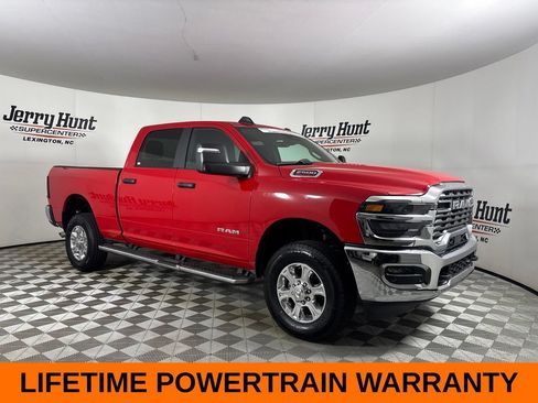 Used 2026 RAM 2500 Big Horn AWD/4WD image 4