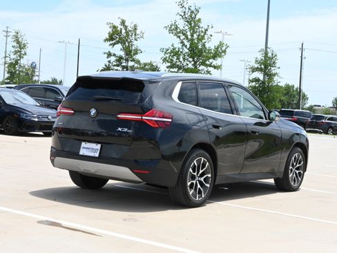 Used 2025 BMW X3 xDrive30i w/ Premium Package AWD/4WD image 8