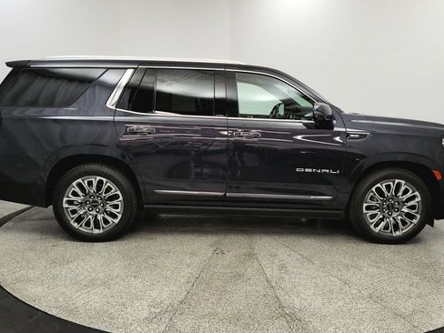 Used 2023 GMC Yukon Denali Ultimate AWD/4WD image 6