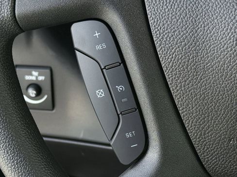 New 2026 Chevrolet Express 2500 Extended w/ Driver Convenience Package image 13