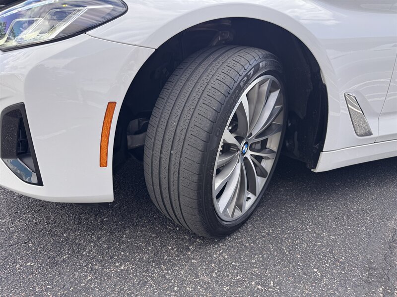 Used 2021 BMW 540i xDrive w/ Premium Package AWD/4WD image 9