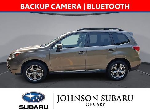Used 2018 Subaru Forester 2.5i Touring AWD/4WD image 10