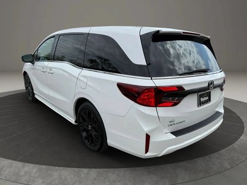 Used 2025 Honda Odyssey Sport-L image 8